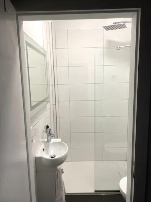Jaybnb - Geraeumiges Apartment Am Hafen Von Dortmund Bagian luar foto